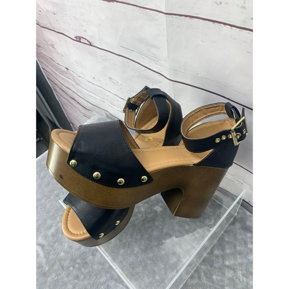 Qupid‎ Wedge Studded Black Size 7.5 Strappy sandals - Picture 4 of 10